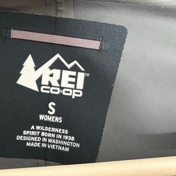 REI Co-op GTX Rain Jacket Womens Small Black Hooded Outdoor Hiking Camping - Picture 5 of 13